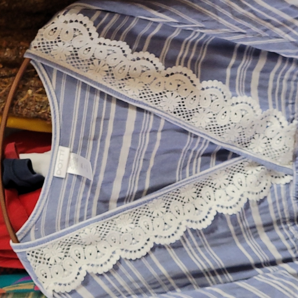 Dotti cover up